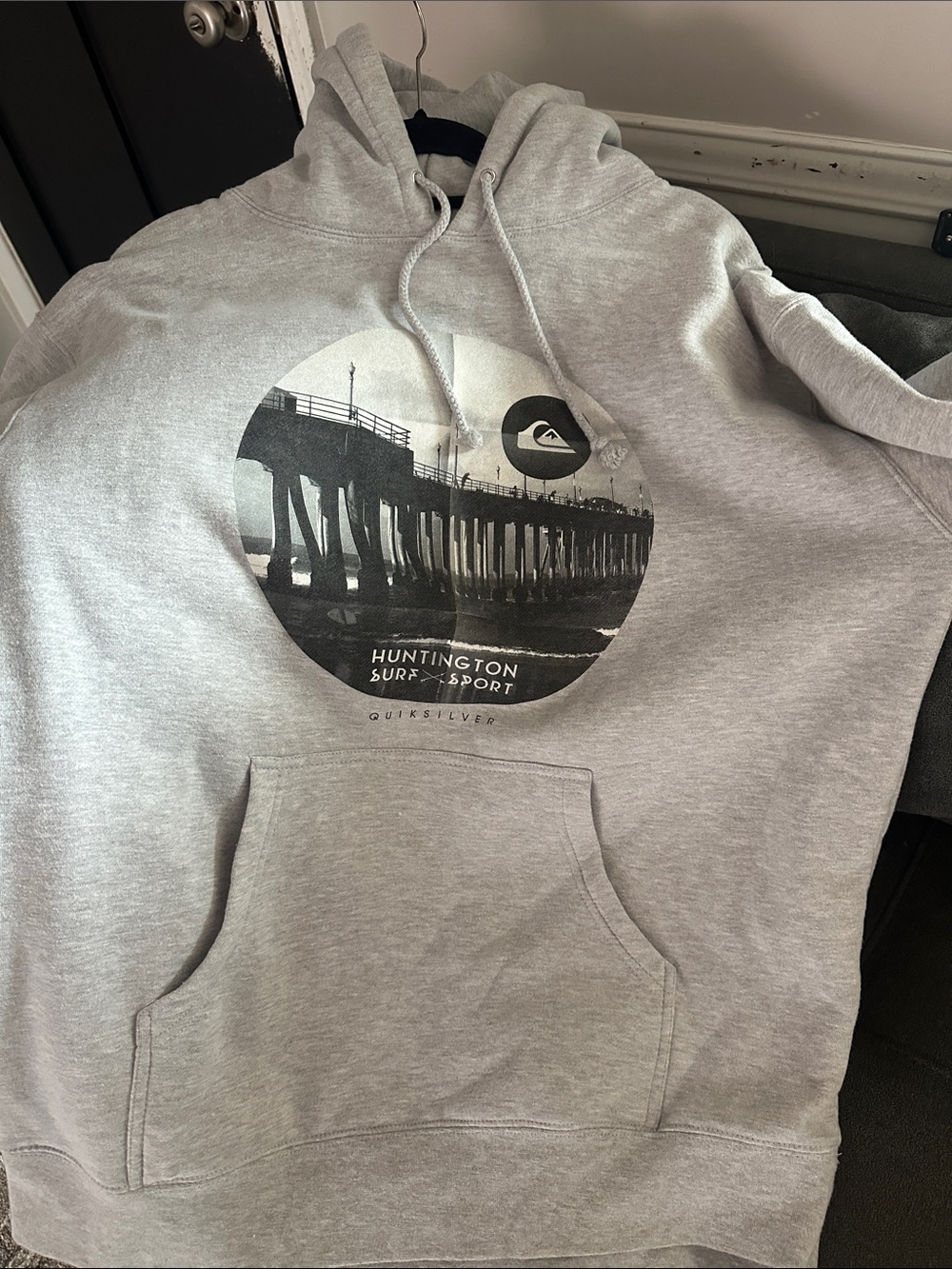 Quiksilver Men's Gray Huntington Surf Graphic Zip-Up Hoodie